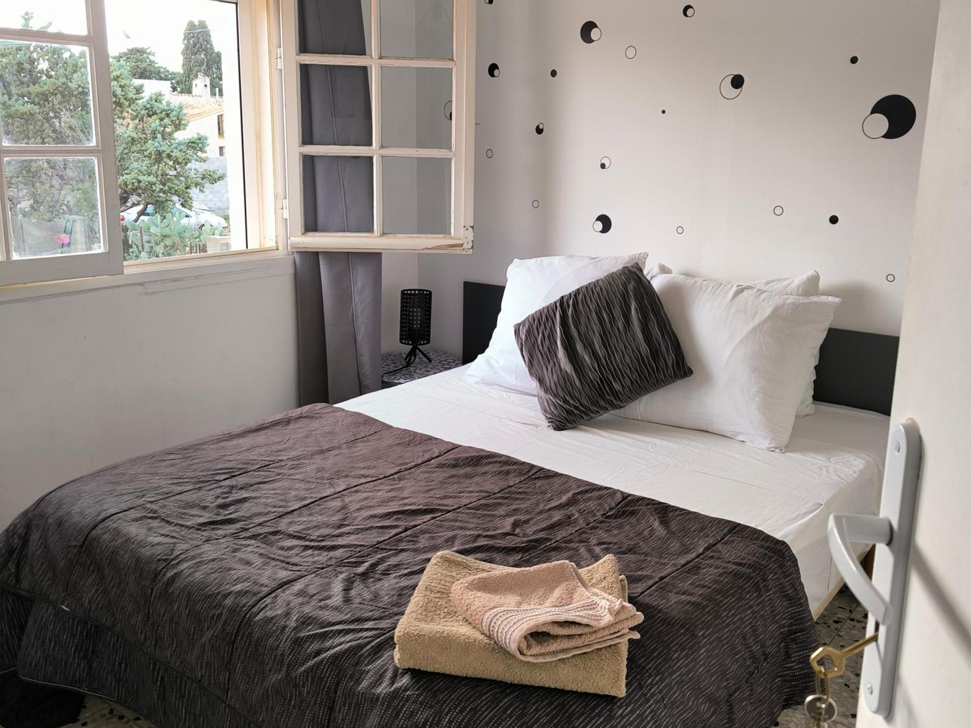 Chambre Double Avec Piscine Proche De Perpignan Rivesaltes Kamer foto